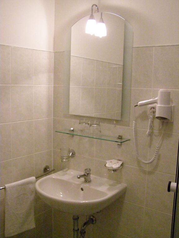 Nová Pec Wellness Hotel Marlin חדר תמונה